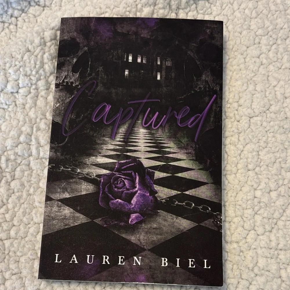 Lauren Biel Horror Book Set - Picture 3 of 8